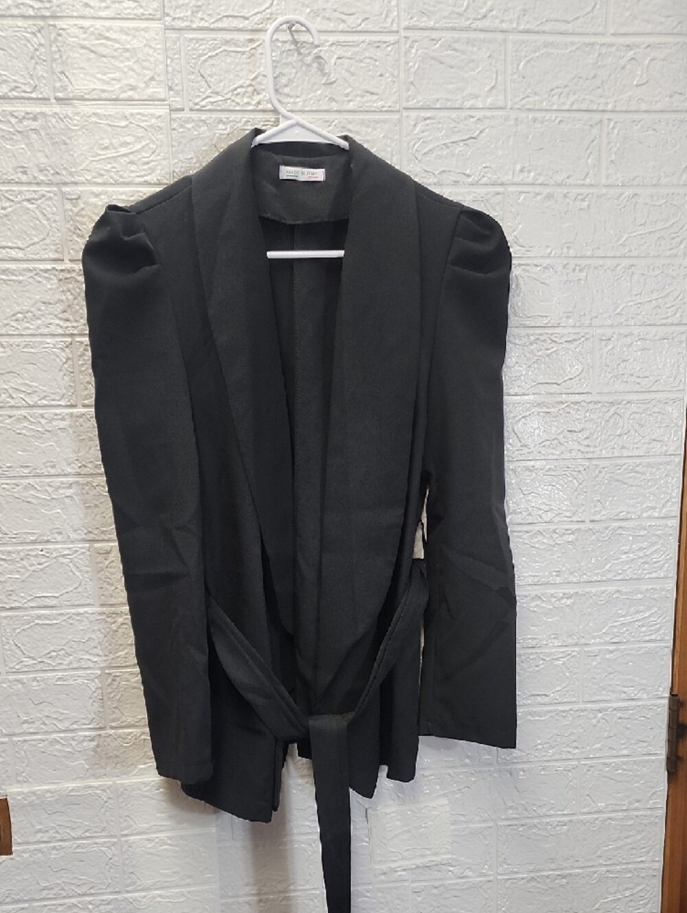 ITALIAN Belted Black Women’s Blazer - Tailored Shawl Collar - Picture 3 of 6